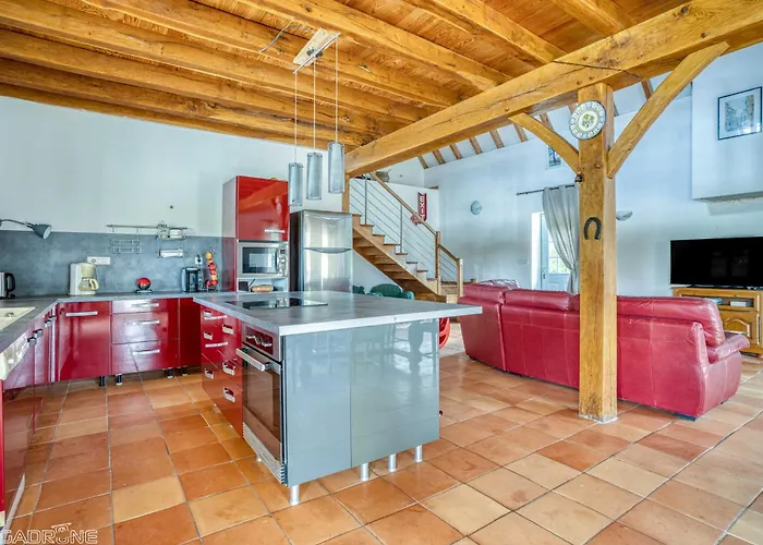 Authentic Charming House Wifi Swimming Pool 10 Ppl *